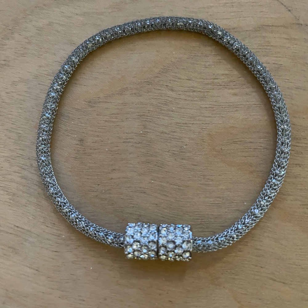 Crystal Bracelet with Magnetic Clasp - Picture 2 of 5
